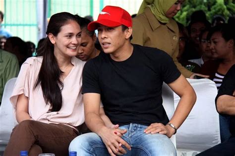 luna maya dan ariel viral